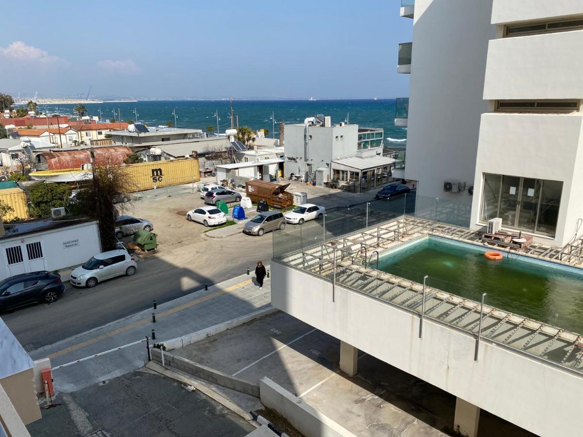 Central, By Sea, Seaview, Renovated 1 Bedroom Flat Larnaka Exterior foto